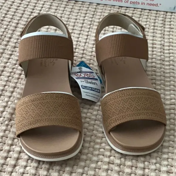 Skechers Women's Desert Kiss Vegan Leather Sandals, US 8