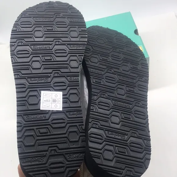 Skechers Women's MEDITATION WHITE &amp; BLACK Casual Sandals  Size 9
