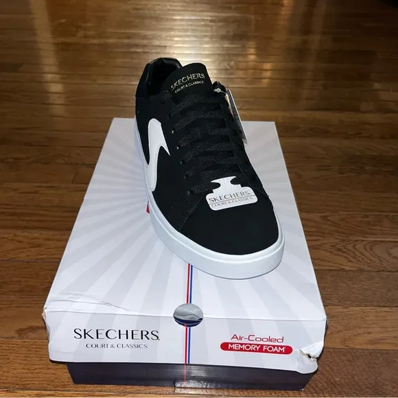 Sketchers Court &amp; Classics Eden XL Low Top Sneakers Black &amp; White Men’s Size 10