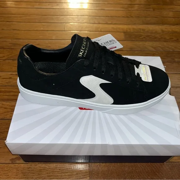 Sketchers Court &amp; Classics Eden XL Low Top Sneakers Black &amp; White Men’s Size 10