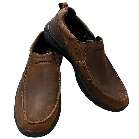 Sketchers Relaxed Fit Air Cooled Memory Foam Work Goga Mat Arch Comfort Loafers
