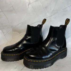Smooth Leather Platform Chelsea Boots 2976