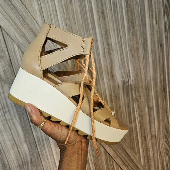 SOREL Cameron Flatform Lace Wedge Sandals
