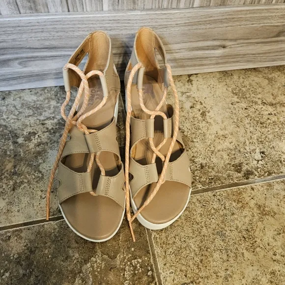 SOREL Cameron Flatform Lace Wedge Sandals