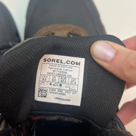 Sorel Conquest Mid OutDry Boots - Men's Size 9.5
