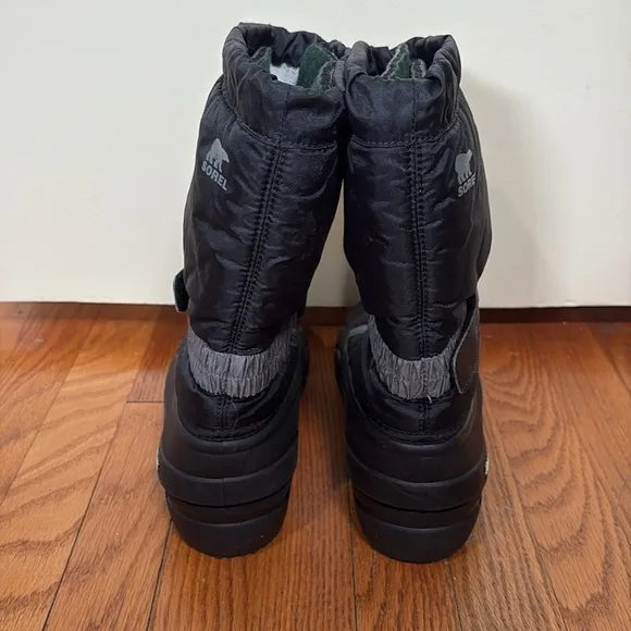 Sorel Flurry Youth Winter Snow Boots Black Unisex size 7