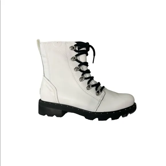 Sorel | Lennox lace white boots