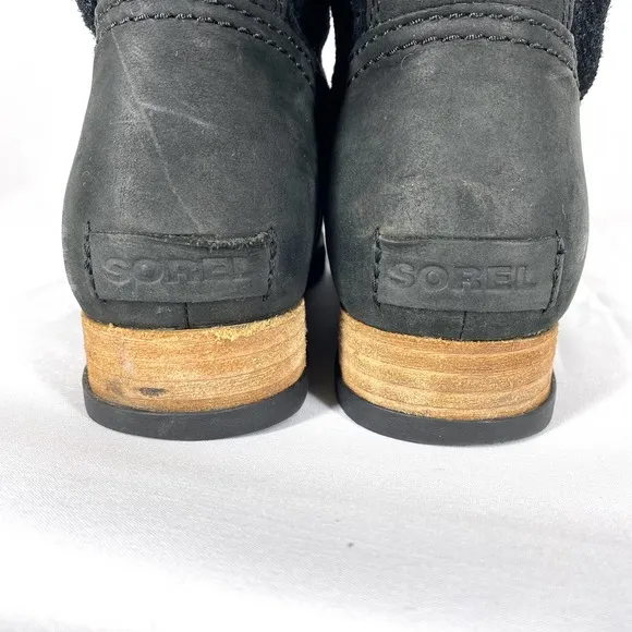 Sorel Major Pull On Boots Black Suede Leather Lasercut Perforated Mid Calf 6.5
