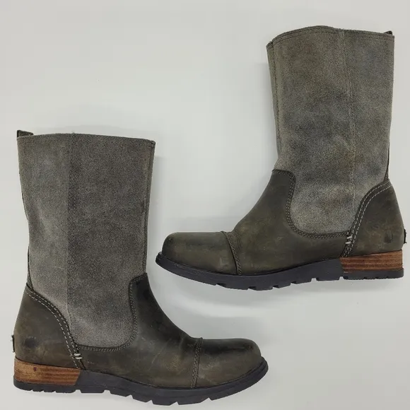 Sorel Major Pull On Boots Suede Leather Buckles Gray Brown Mid Calf Size 9