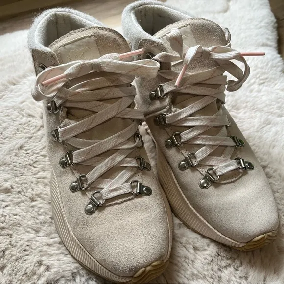 Sorel Out N About III Conquest Winter Ankle Boots - Chalk, Sea Salt