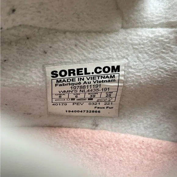 Sorel Out N About III Conquest Winter Ankle Boots - Chalk, Sea Salt