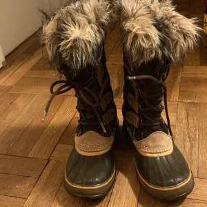 Sorel size 8 NWOT Cate the Great Winter Snow Boots Waterproof