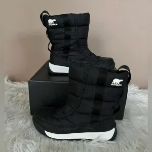 {Sorel} Whitney II Puffy Waterproof Snow Boots in Black - Youth 10