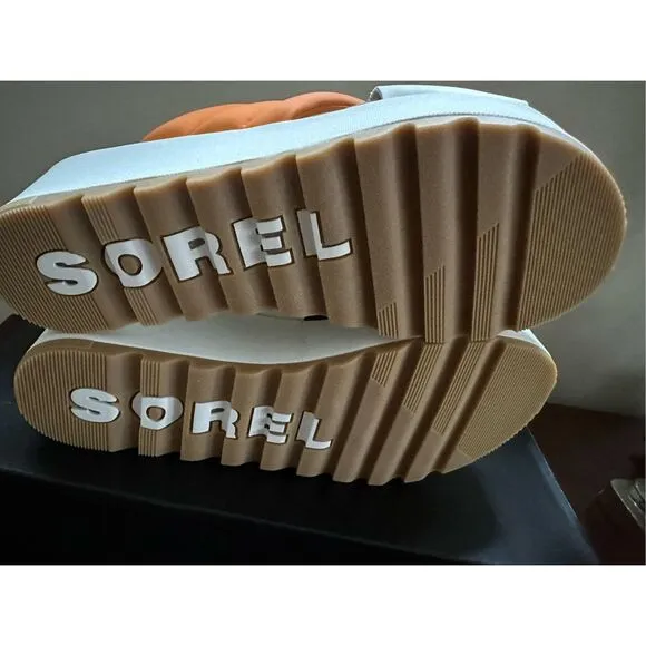 Sorel Women's Cameron Flatform Puff Mule sandals 10.5 orange Koi, Sea Salt