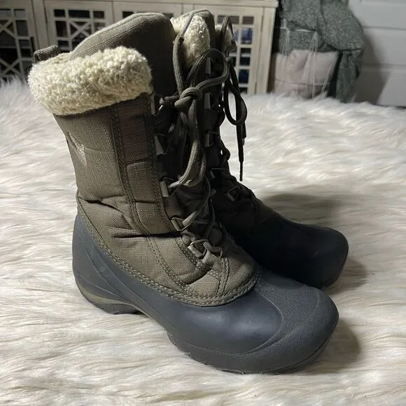 Sorel Women's Cumberland Snow Boots in Green/Black