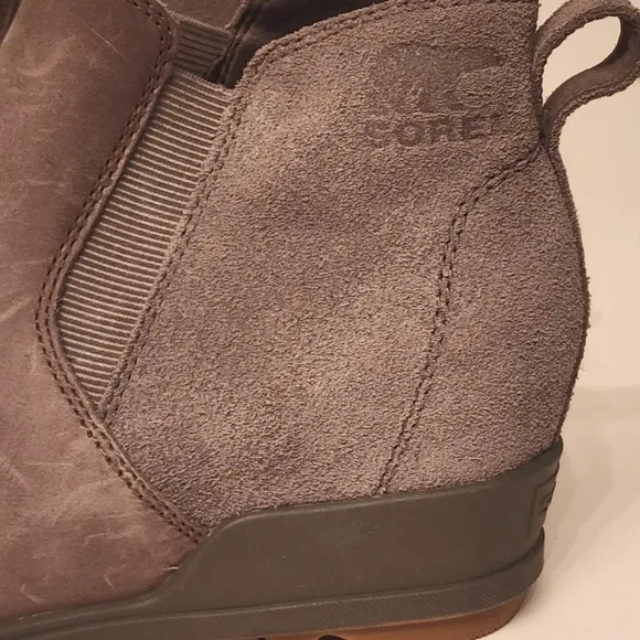 SOREL Women's Evie Pull-On leather booties in Quarry size 6.5