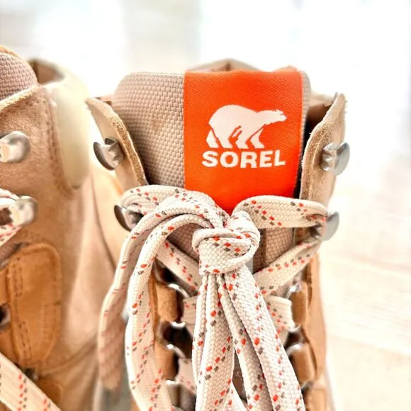 Sorel Women's Kinetic RNEGD Leather Conquest Boot | Tan/Coral 10.5