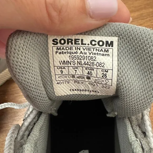 Sorel Womens Out N About III Classic Duck Winter Boots Dove Gray Rubber Size 9