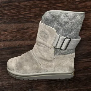 Sorel Women's The Campus Mid-Height Plaid Boot Gray Suede Boots Size 8 Pre-owned