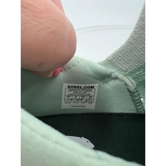 Sorel Explorer Blitz Stride Women's Size 6 Green White Lace Up Sneakers Shoes