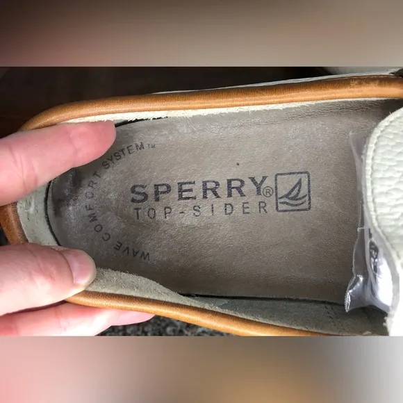 Sperry cream/brown leather loafers