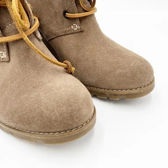 Sperry Topsider Stella Prow Leather Closed Toe Ankle Wedge Boots 8