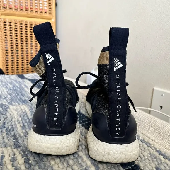 Stella McCartney Ultra Boost Black and White Sneakers women’s size 7