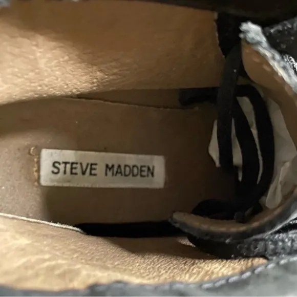 Steve Madden Black Stingrei Genuine Leather Ankle Boots