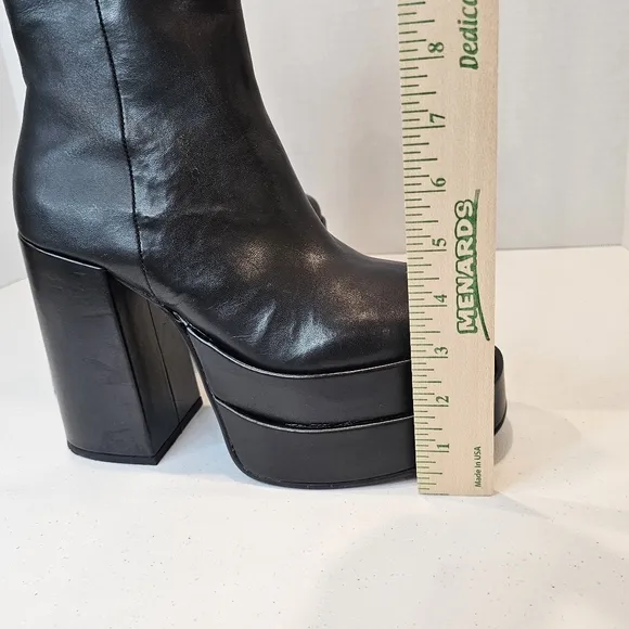 Steve Madden Platform Boots Women's Size 9 Black Leather NWOT Square Toe