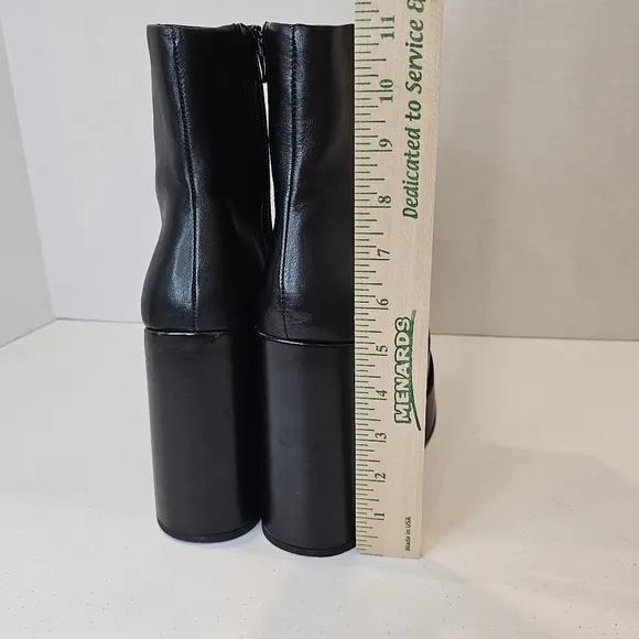 Steve Madden Platform Boots Women's Size 9 Black Leather NWOT Square Toe