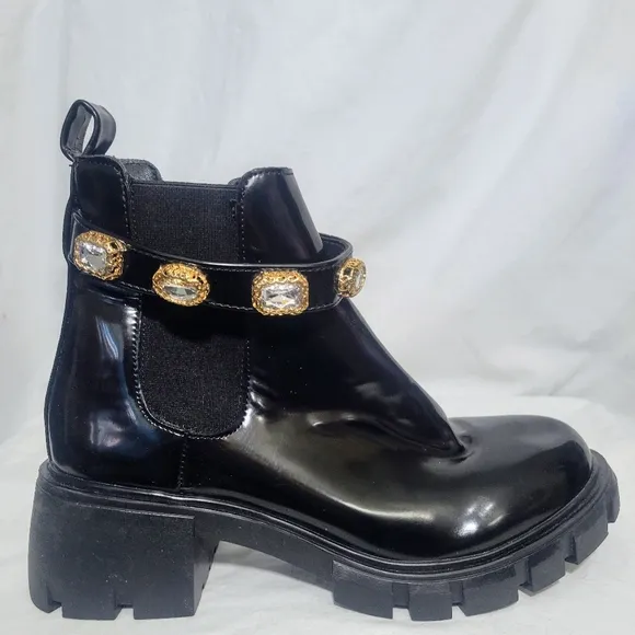 Steve Madden Women's Black Patent Amulet Ankle Boots Size 9