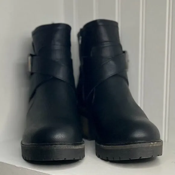 Steve Madden Womens Vannessah Black Comba Boots 10 Medium (B,M)