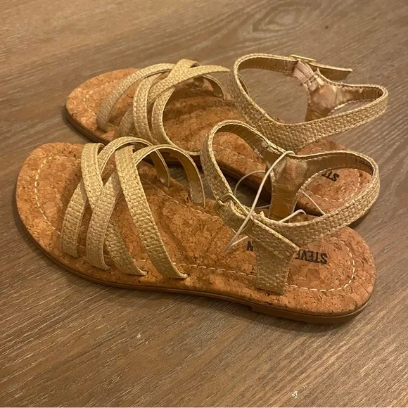 STEVE MADDEN Youth Girls JSONDRA Criss Cross Buckle Sandals - Natural Raffia