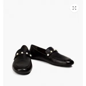 STUART WEITZMAN Allpearls embellished leather loafers like new