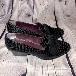 Stuart Weitzman Razmataz Leather Tassel Block Heel Loafers Croc Snakeskin Sz 6.5