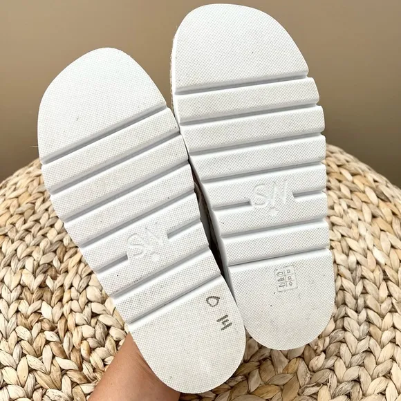Stuart Weitzman Rosa Lift raffia trimmed genuine white leather sandals