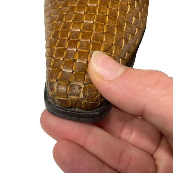 Stuart Weitzman woven leather brown boots booties 9 m