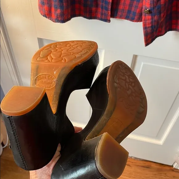 Stunning SEXY classy DOLLBABY Kork Rase NWT Black Platform Sandals 7.5 💋