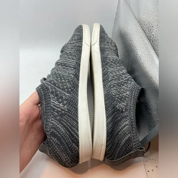 Suavs Zilker men’s gray knit sneakers size 13