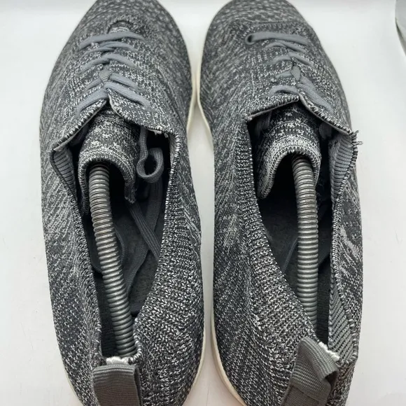 Suavs Zilker men’s gray knit sneakers size 13