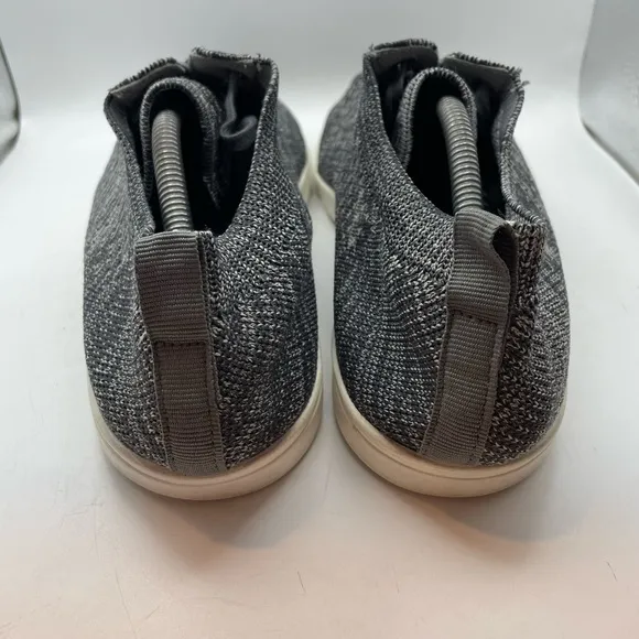 Suavs Zilker men’s gray knit sneakers size 13
