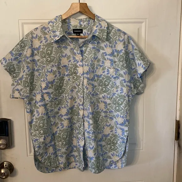 Summersalt Poolside Poplin Button Down Shirt and Shorts Set