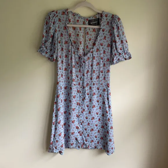 Super Sweet Reformation Page Dress in Petunia print. Spring n Summertime Style!