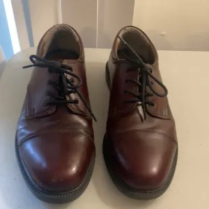 Sz 12M Brown Dockers Leather Loafers