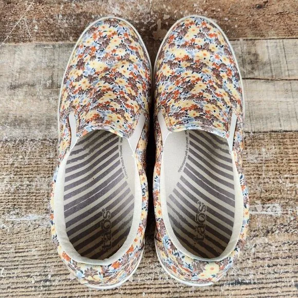 Taos Dandy Womens Sz 7.5 Floral Slip On Multicolor Sneakers Casual Classic Flats
