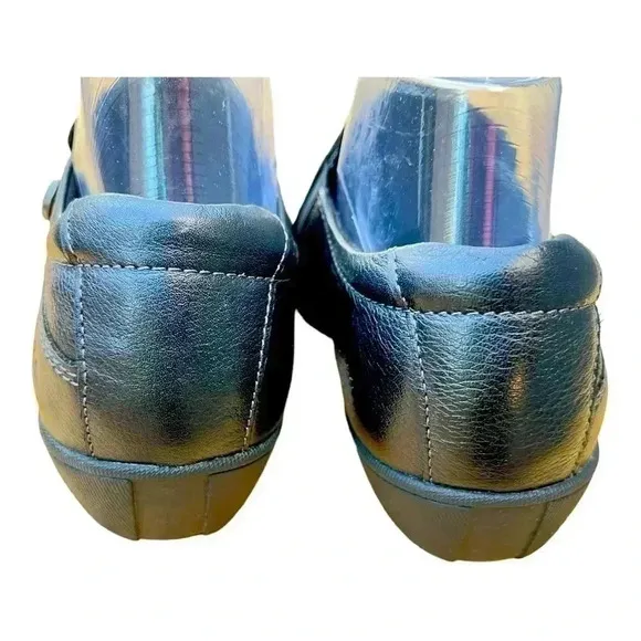 Taos Women’s Encore Flats Size 9 Black Genuine Leather Preowned Great Condition