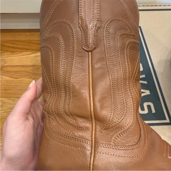 Tecovas “The Jamie” Leather Cowboy Boots in Caramel