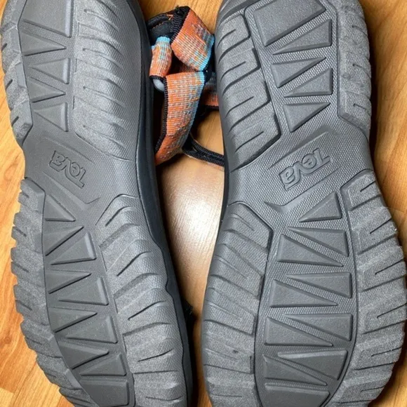 TEVA Men's Hurricane Xlt2‎ Sandals with EVA Foam Midsole and Rugged Durab…
