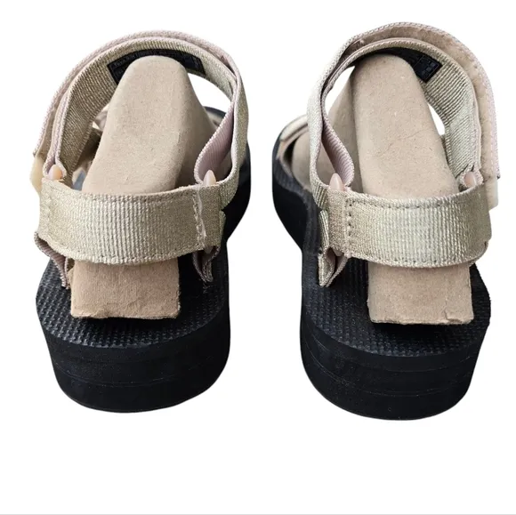 Teva Midform Universal Sandals In Metallic Champagne, Size 10