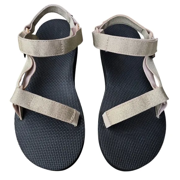 Teva Midform Universal Sandals In Metallic Champagne, Size 10